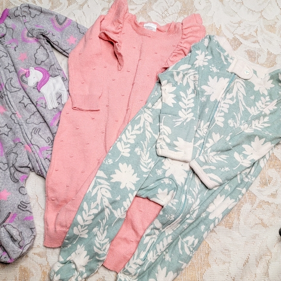 Newborn long bodysuit bundle - Picture 2 of 3